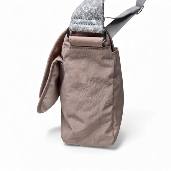 Kipling Nylon Crossbody Bag Flaptop Chunky Boho Strap Messenger Style - Picture 5 of 12